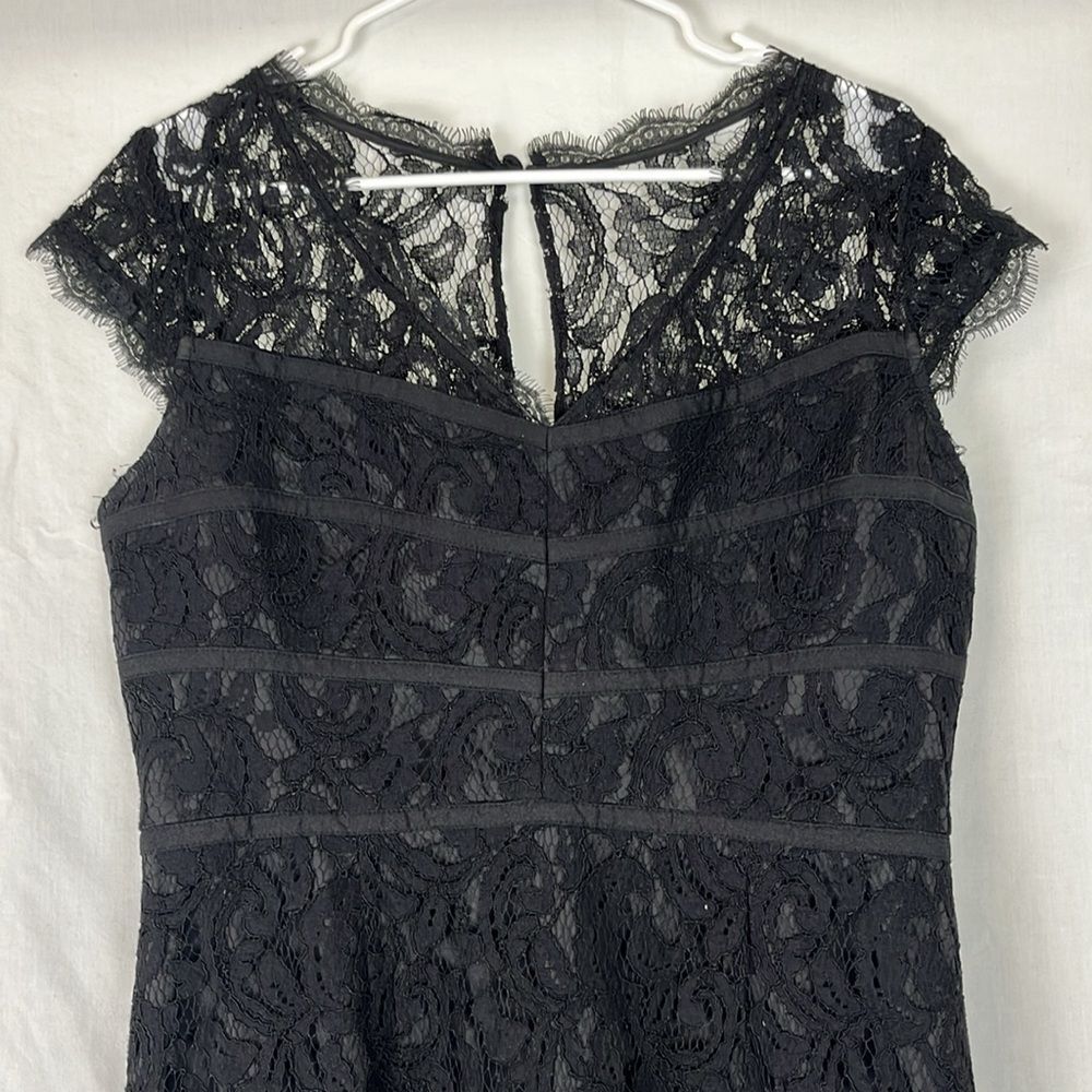 Adrianna Papell Black Lace Knee Length Cocktail Dress - Picture 2 of 8